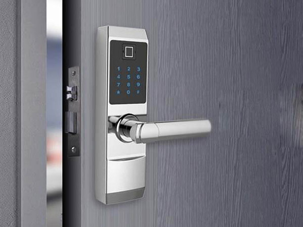 新平24小时上门开锁公司