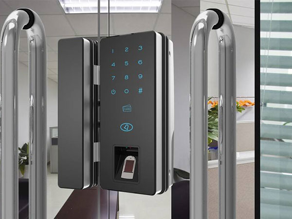 新平24小时上门开锁公司