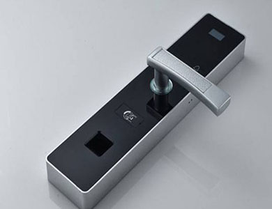 新平24小时上门开锁公司